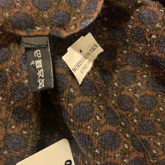 NWT SCARF - Picture 3 of 6